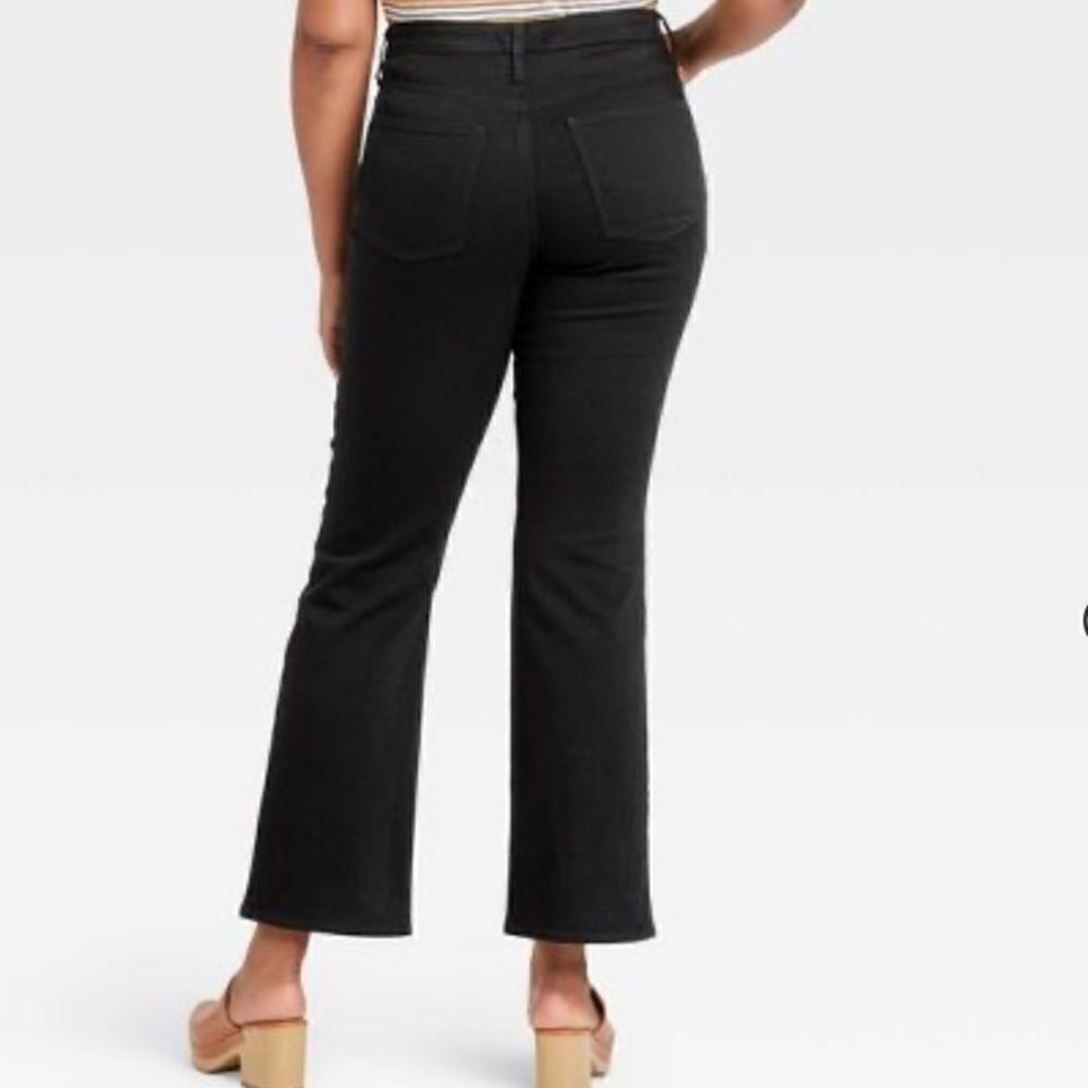 Women's High-Rise Bootcut Jeans - Universal Thread™ Black - Picture 4 of 15